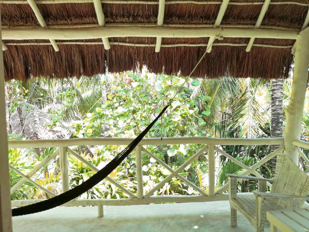 Coco Unlimited Hotel Tulum Pueblo Buitenkant foto