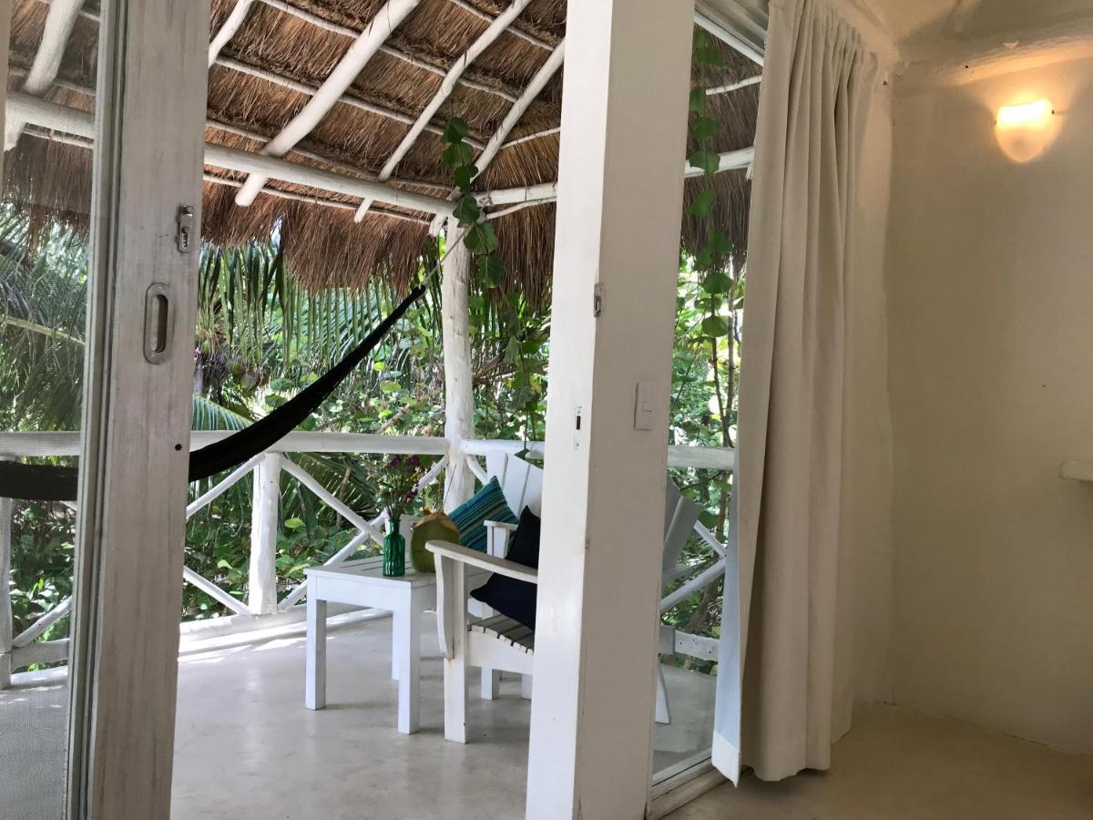 Coco Unlimited Hotel Tulum Pueblo Buitenkant foto