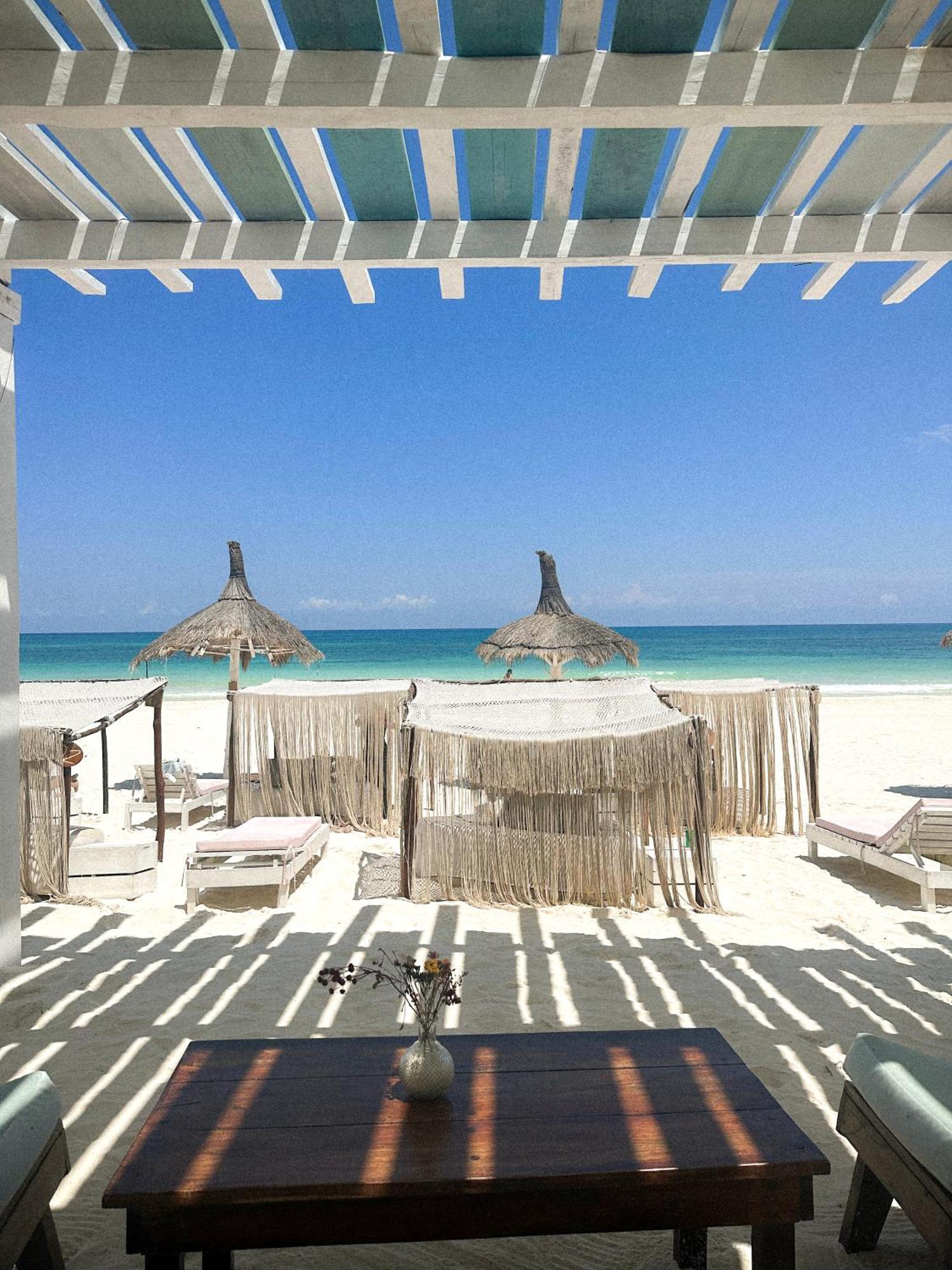 Coco Unlimited Hotel Tulum Pueblo Buitenkant foto